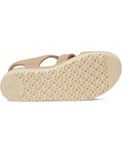 UGG Kids Goldenstar Strap (Little Kid/Big Kid) | Sandals -Daily Shoes Shop 616xNZsRvcL. AC SR736920
